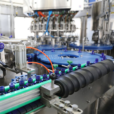 Piston Type Servo Motor Driven Tonic Beverage Filling Machine 4500KG Engineered for Consistent Volume Control and Operation